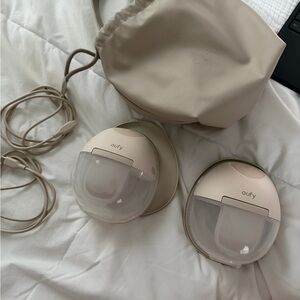 Eufy S1 wearable breast pump